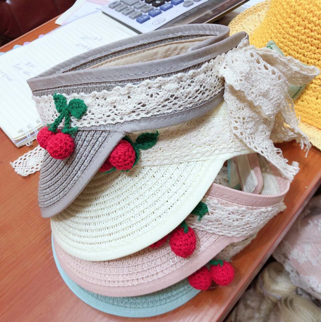 Hollow Hat