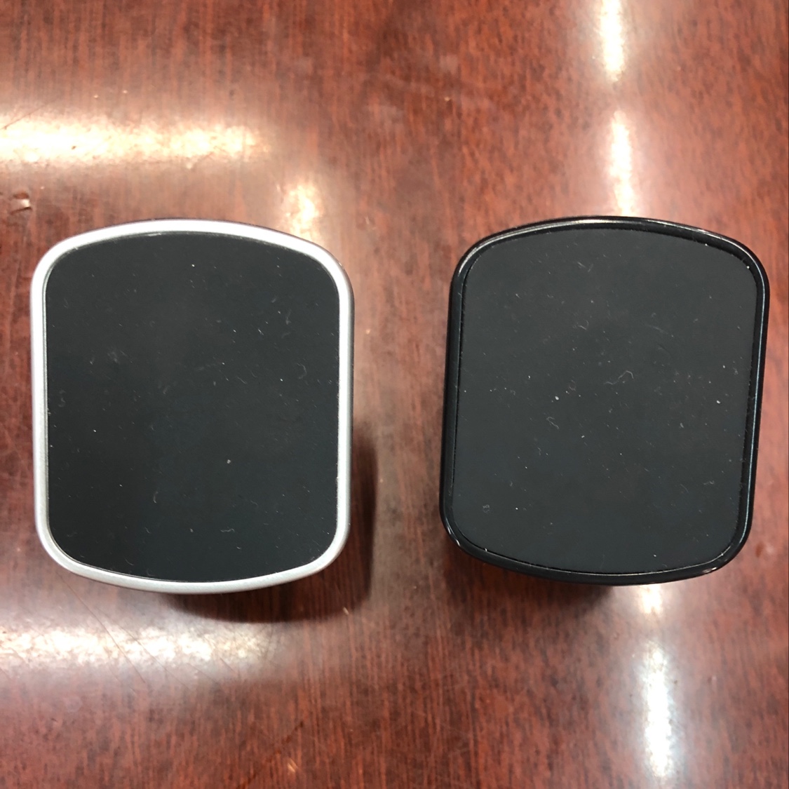 汽车手机支架方型吸铁磁