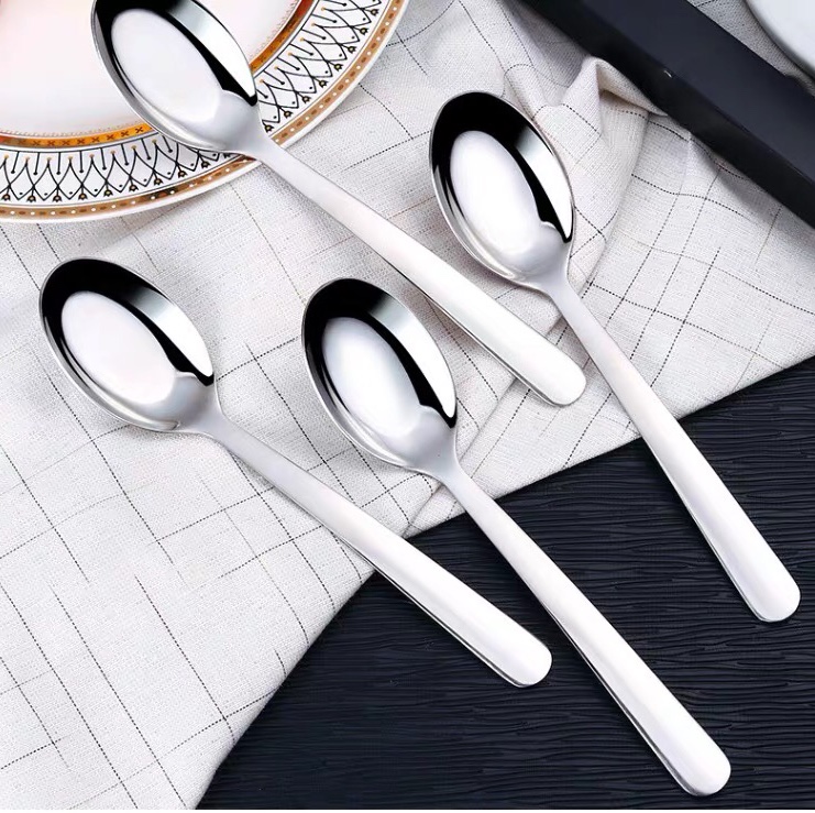 304 stainless steel flat-bottomed spoon, long-handled stainless steel soup spoon, thickened and deepened children's soup spoon