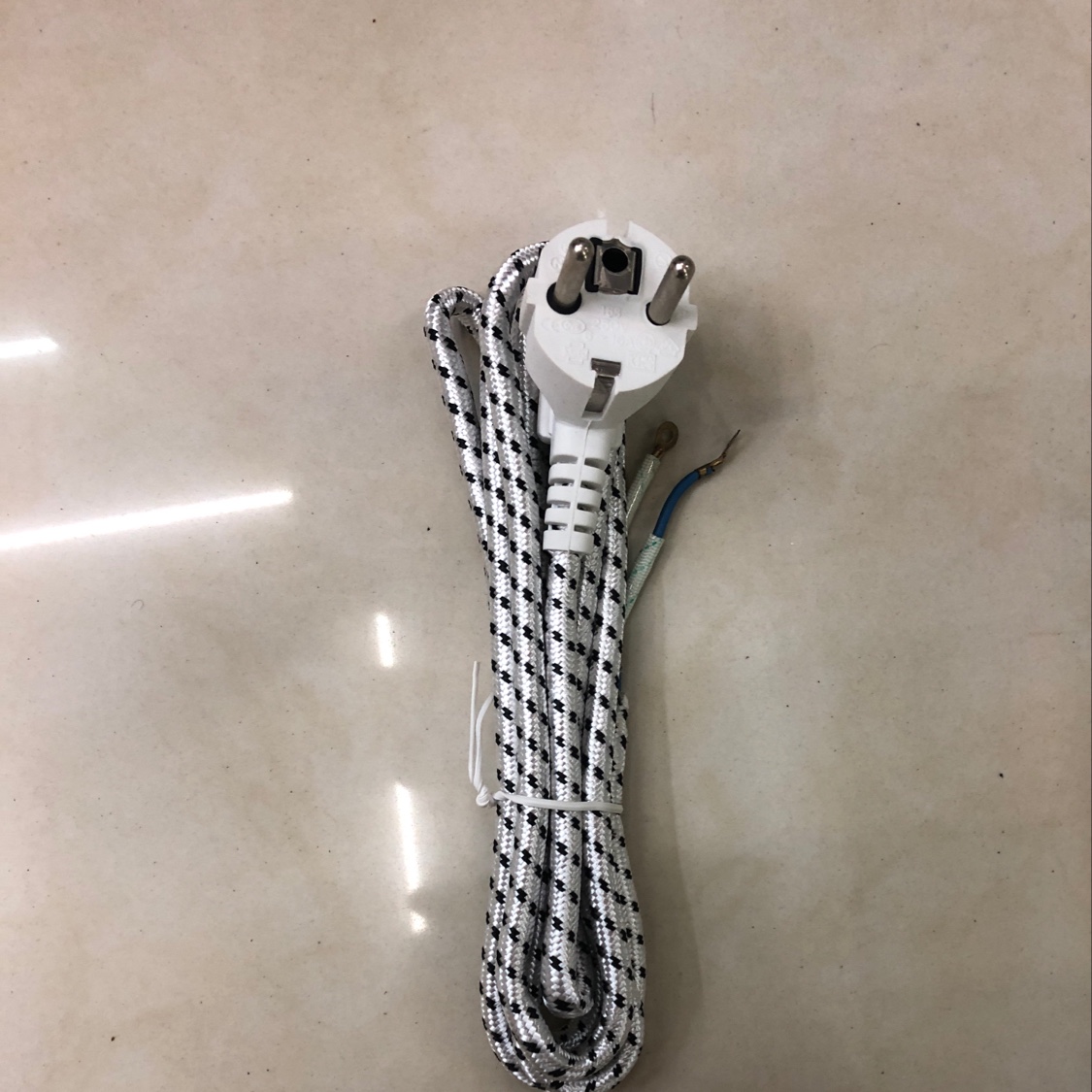 Yiwu Minghui Electrical Appliance Store describe pic - 2