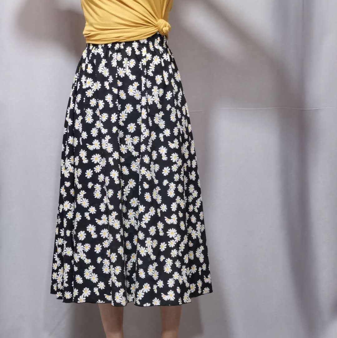 韩国长裙·大摆裙·雪纺纱·均码·适合80~140斤，年龄17~60岁·产品图