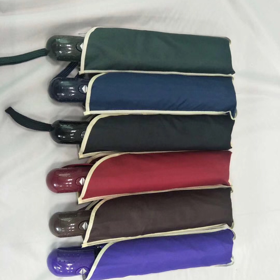 Three-fold self-opening and retractable umbrella