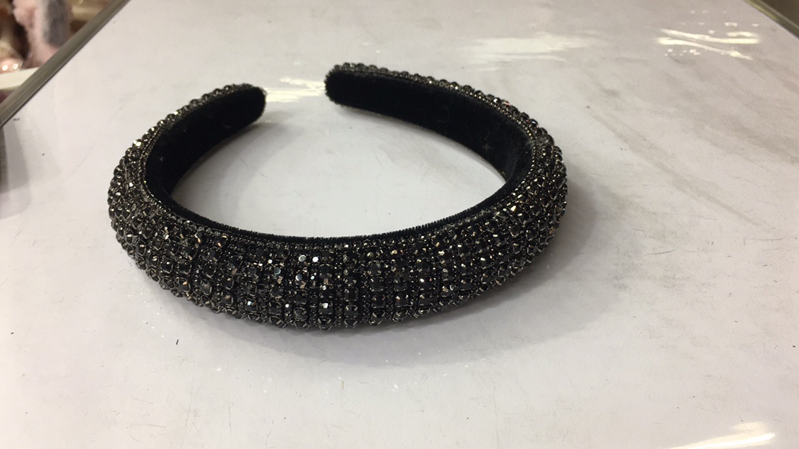 Europe And The United States Fashion Trend Full Of Drill Hoops Hairband Haircard Network Red Specification drawing