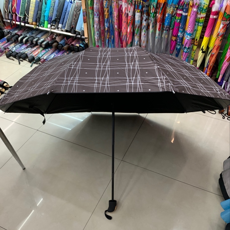 Vinyl Overturning Umbrella Triple Folding Umbrella Automatic Triple Folding Umbrella For Both Rain And Sunshine Folding Vinyl Sunshade Umbrella For Men And Women details Picture