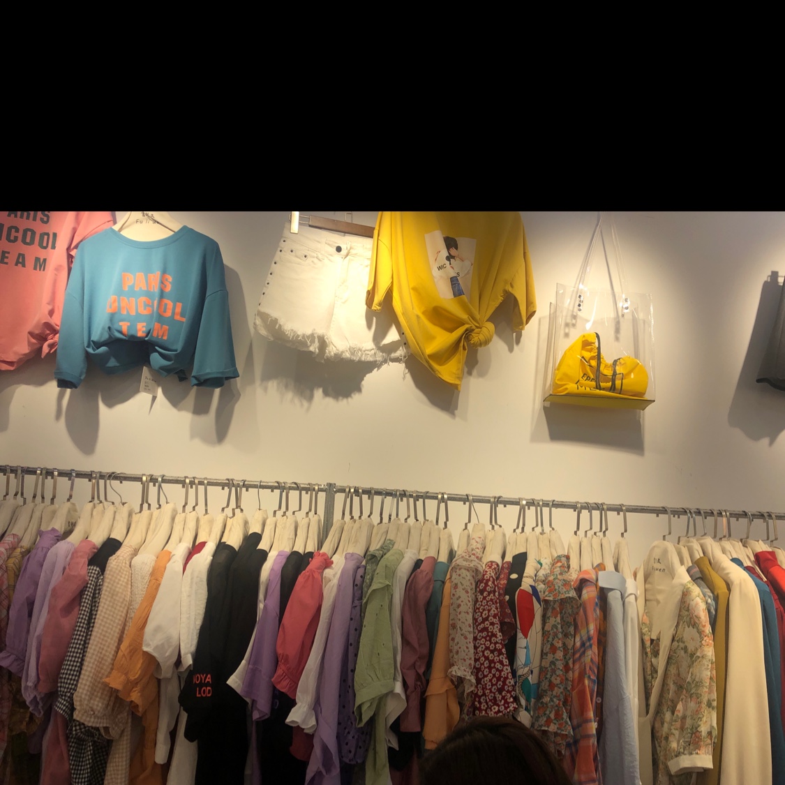 Fuliwen Women's Clothing Factory Store describe pic - 3
