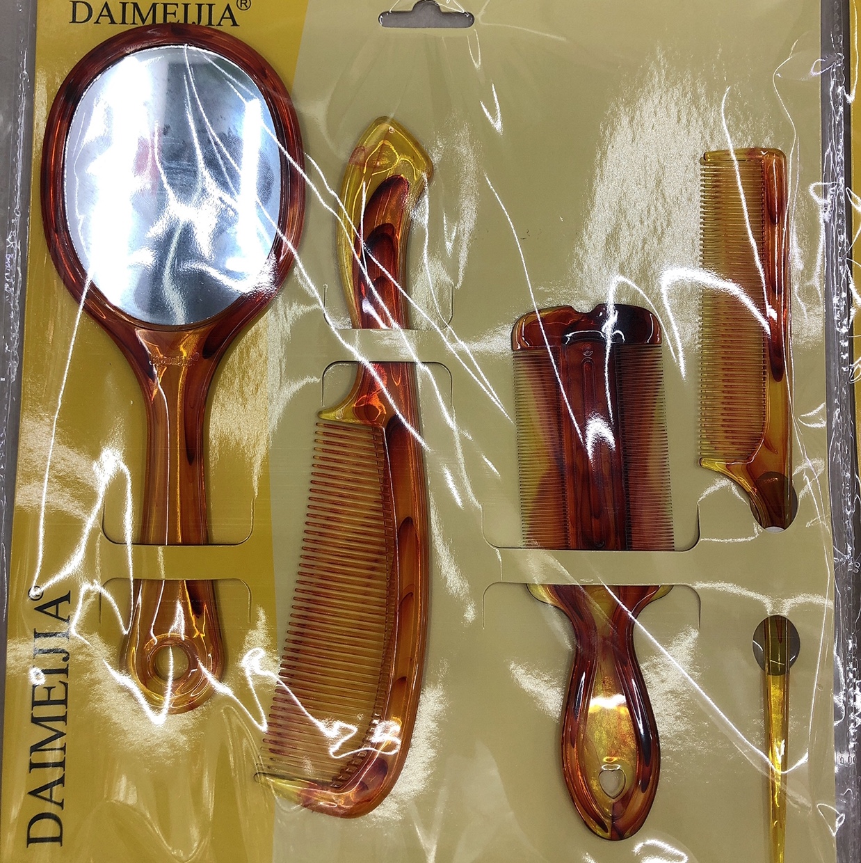 There are multiple styles of mirror comb sets available for selection Application Scenario