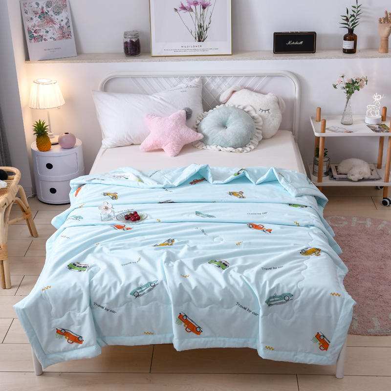 All-cotton brocade printed summer quilt