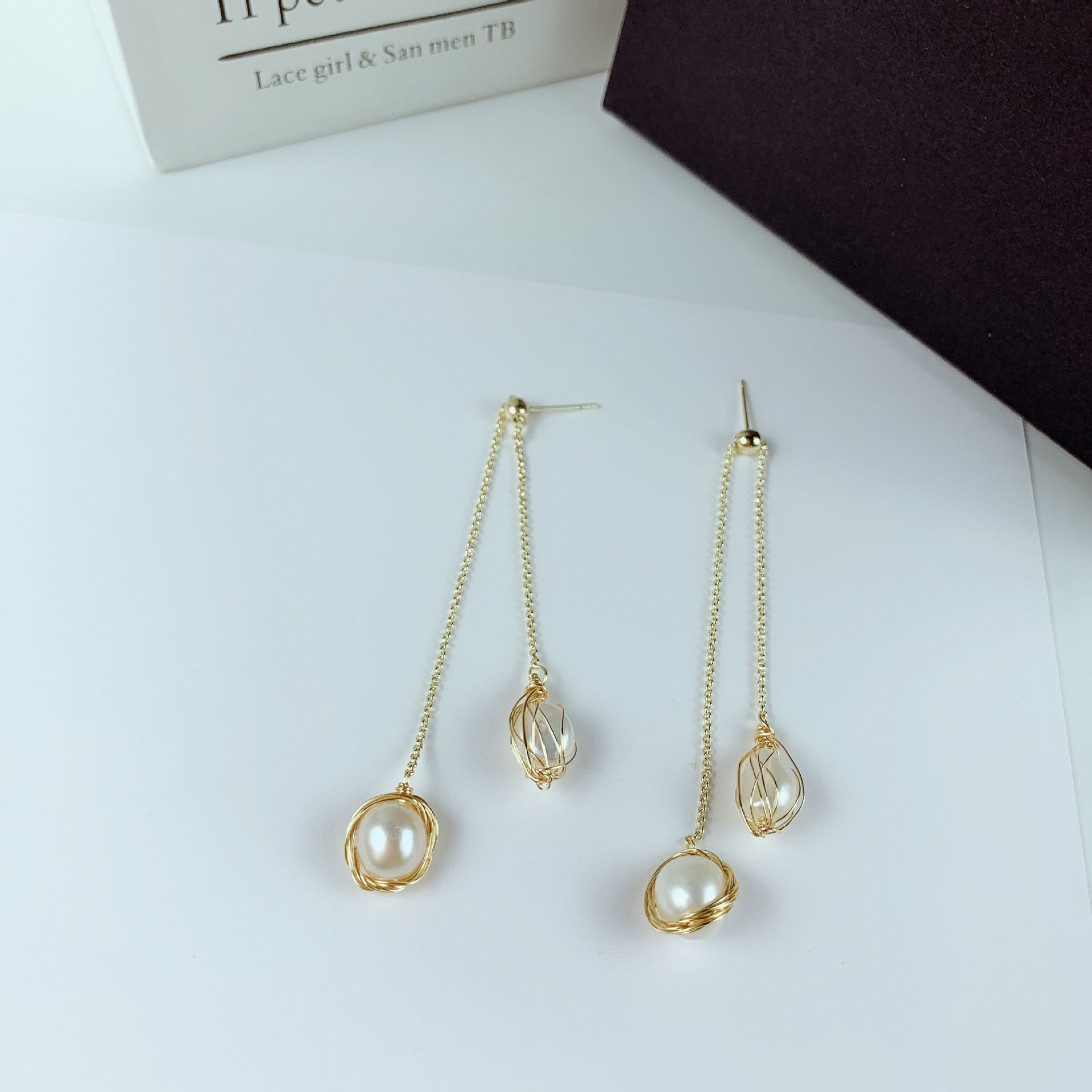 Yiwu Selection natural pearl jewelry versatile temperament accessories designer handmade light luxury earrings