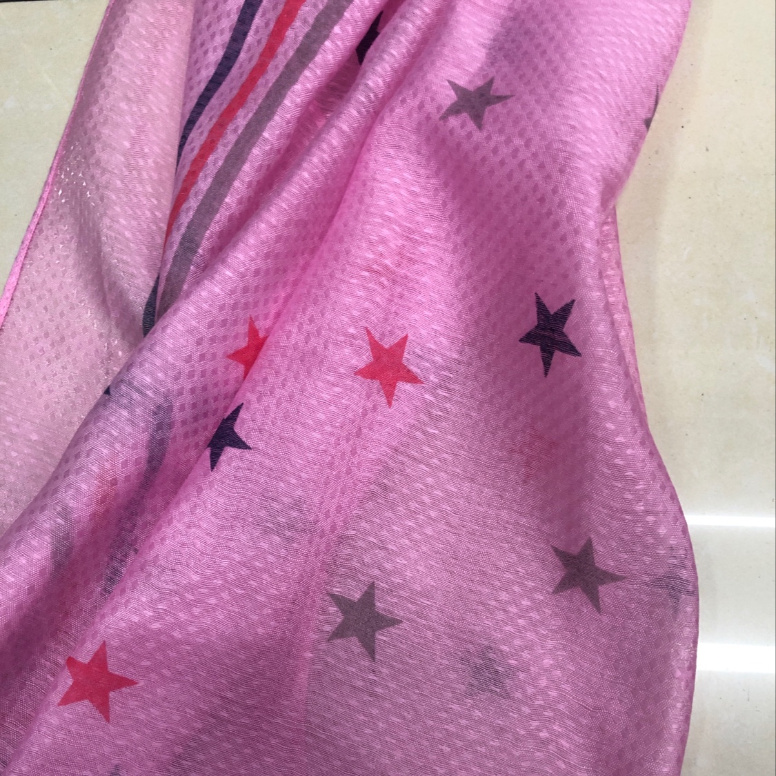 Pink star scarf Specification image