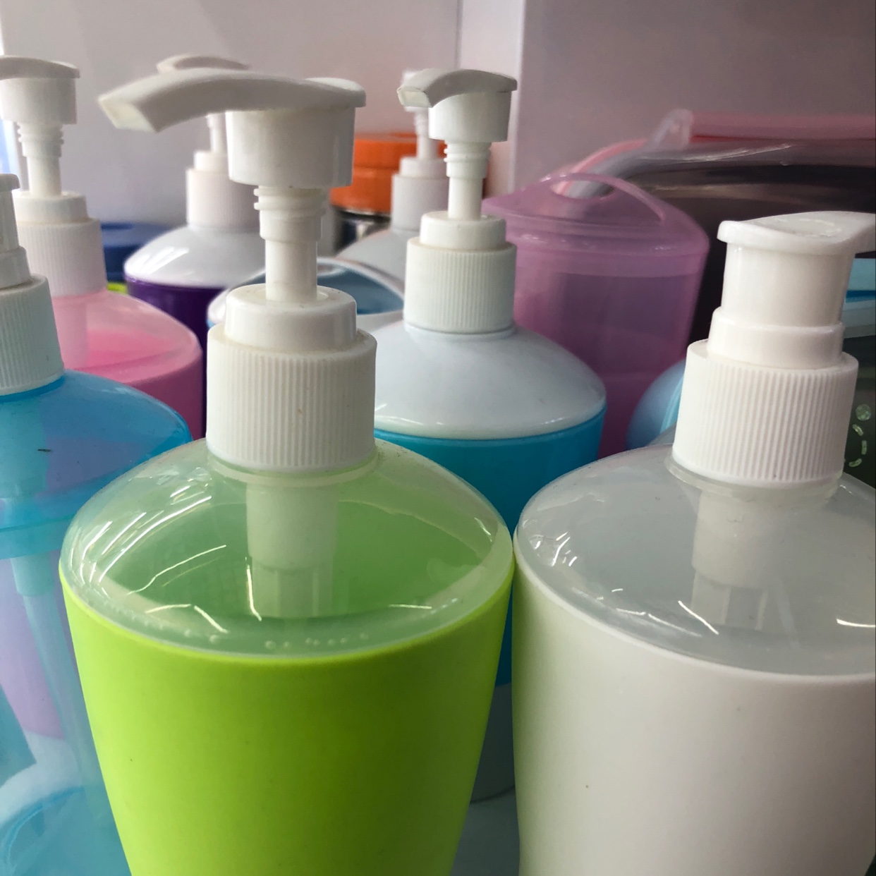 Bath bottle details Picture