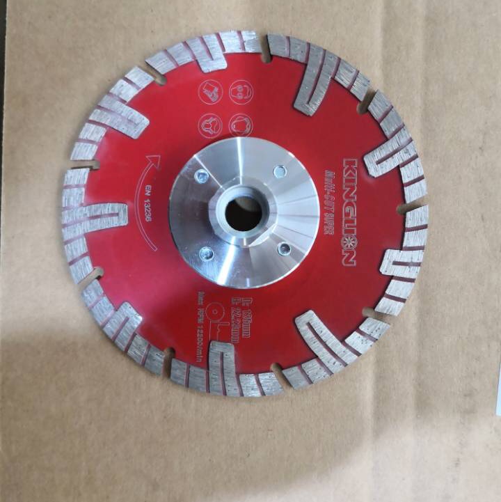 Diamond saw blade with flange thumbnail