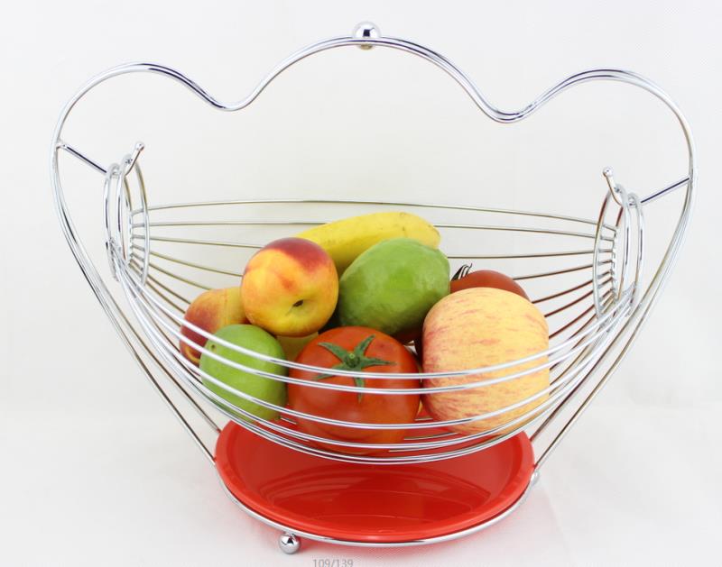 Swing fruit basket with gold ingots