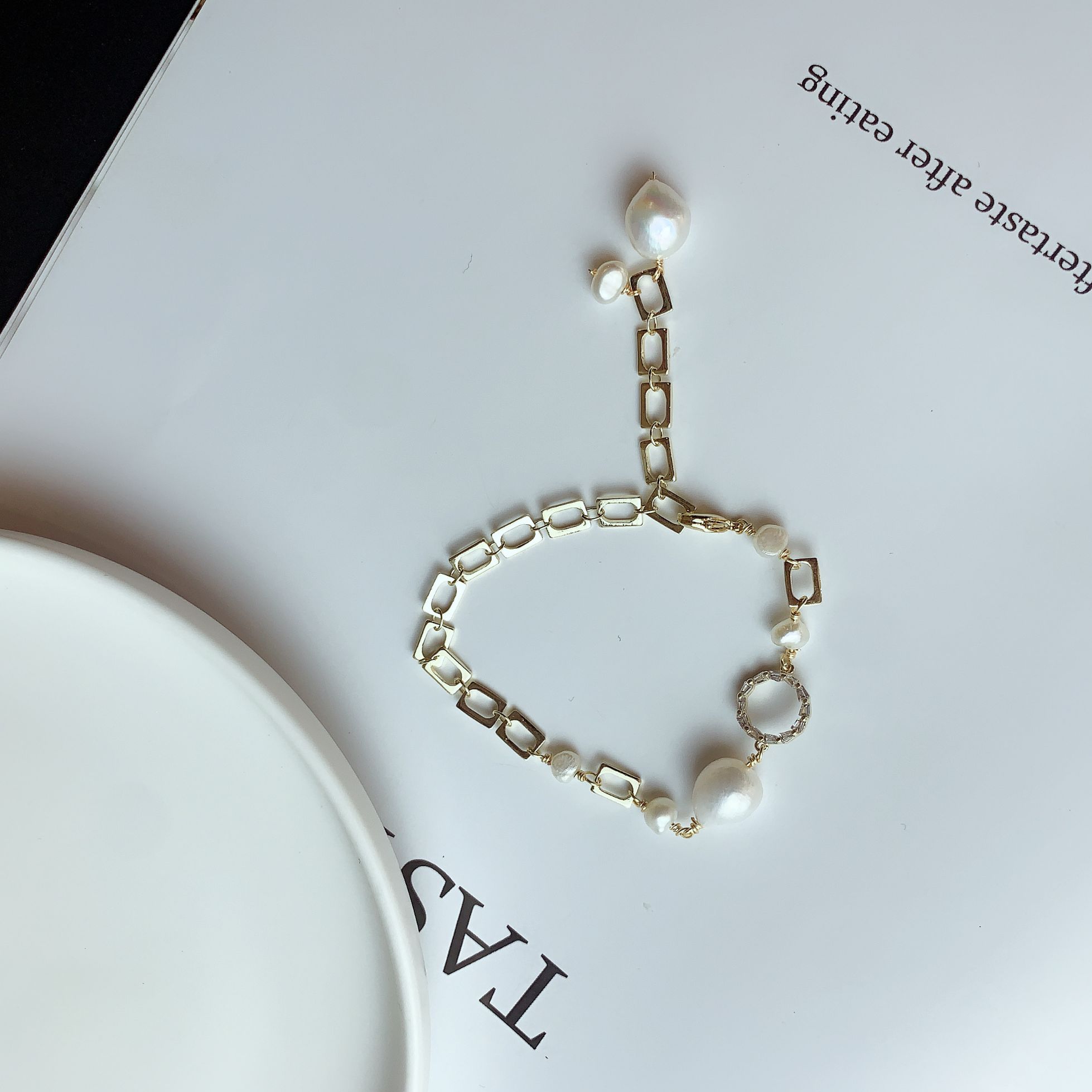 Yiwu Selection natural pearl new Korean version of simple and easy pearl bracelet thumbnail