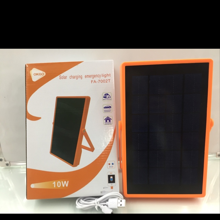 Multi-functional solar charging lamp details Picture