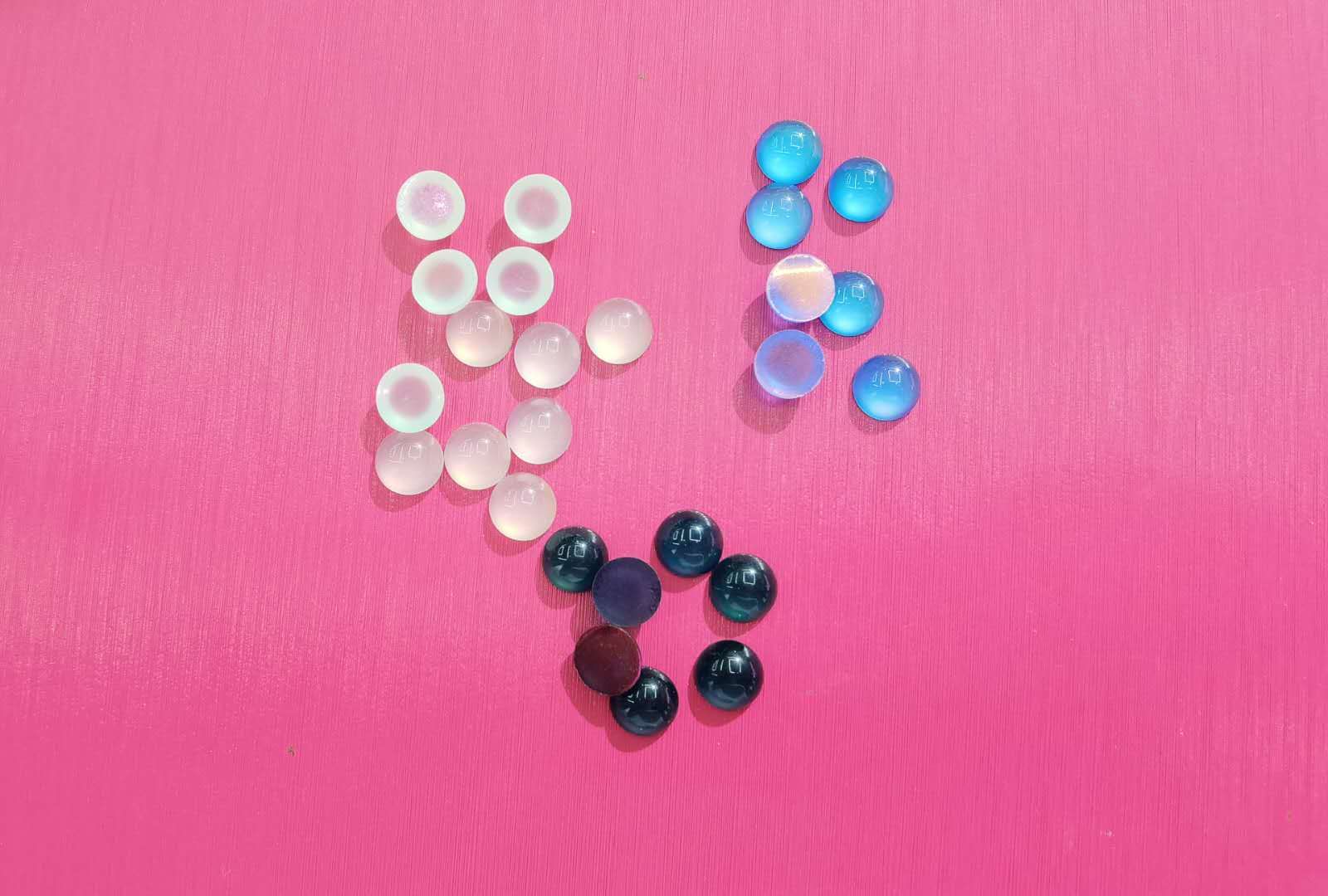 Xinrui's best-selling cat-eye DIY handmade hairpin with resin flat bottom 10mm, factory direct sales of jewelry accessories Application Scenario