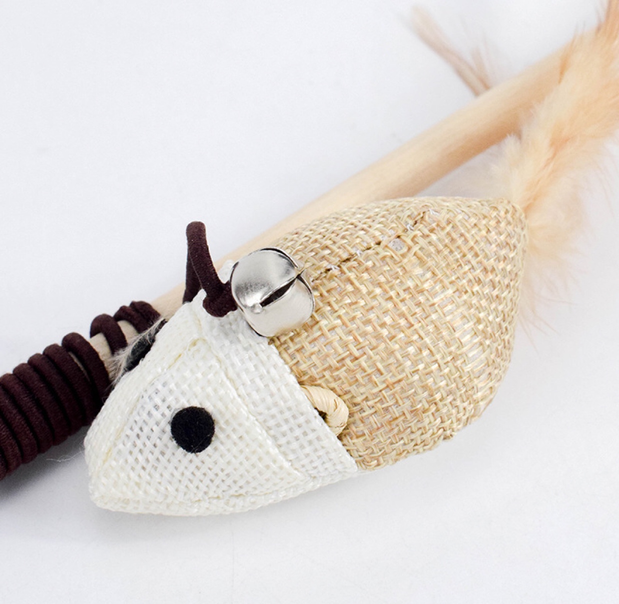 Pet cat products manufacturers direct sales log hand-made mouse and cat teasing rod with bell linen chicken and cat teasing rod Specification drawing