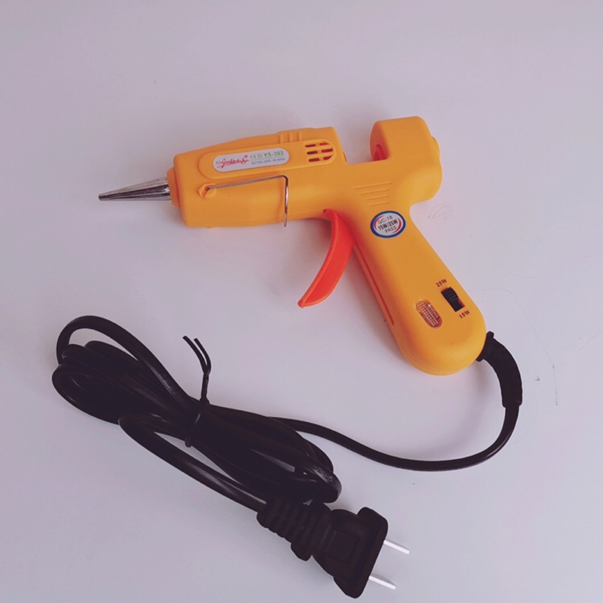 7mm yellow 302 double-temperature double-glue gun household high viscidity hot melt gun thumbnail