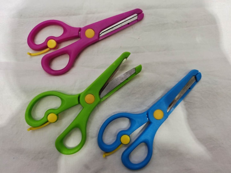 Student Scissors 304 Student scissors details Picture