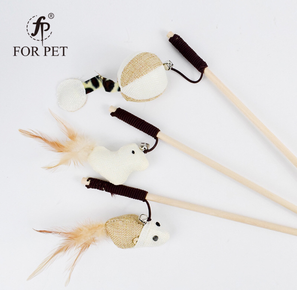 Pet cat products manufacturers direct sales log hand-made mouse and cat teasing rod with bell linen chicken and cat teasing rod details Picture