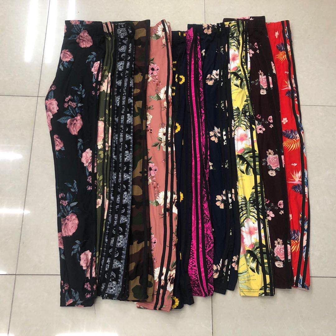 花色、单色都有，尺码S-XL