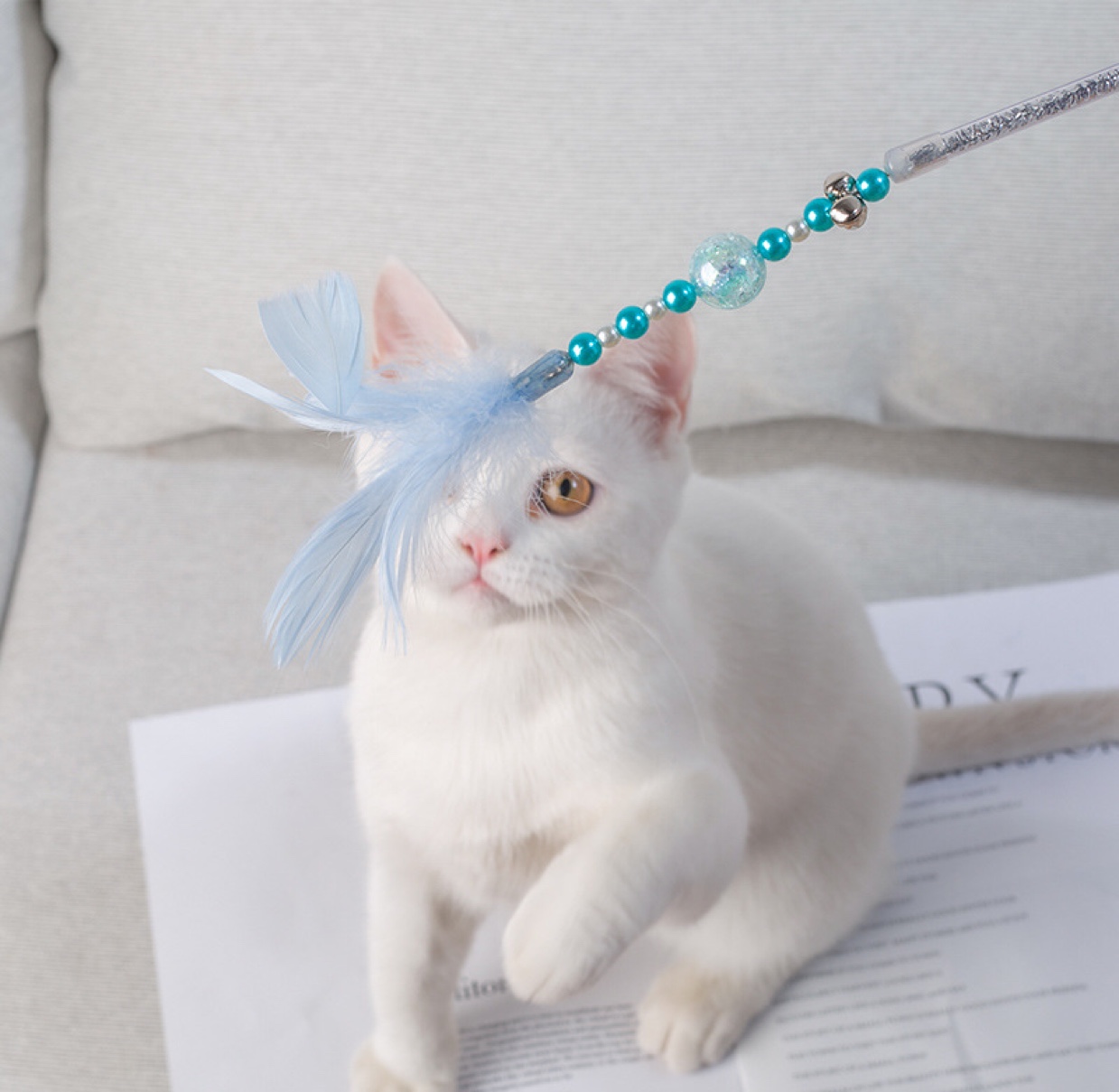 New interactive cat toy bead string feather with bell cat toy cuddle cat supplies Specification drawing