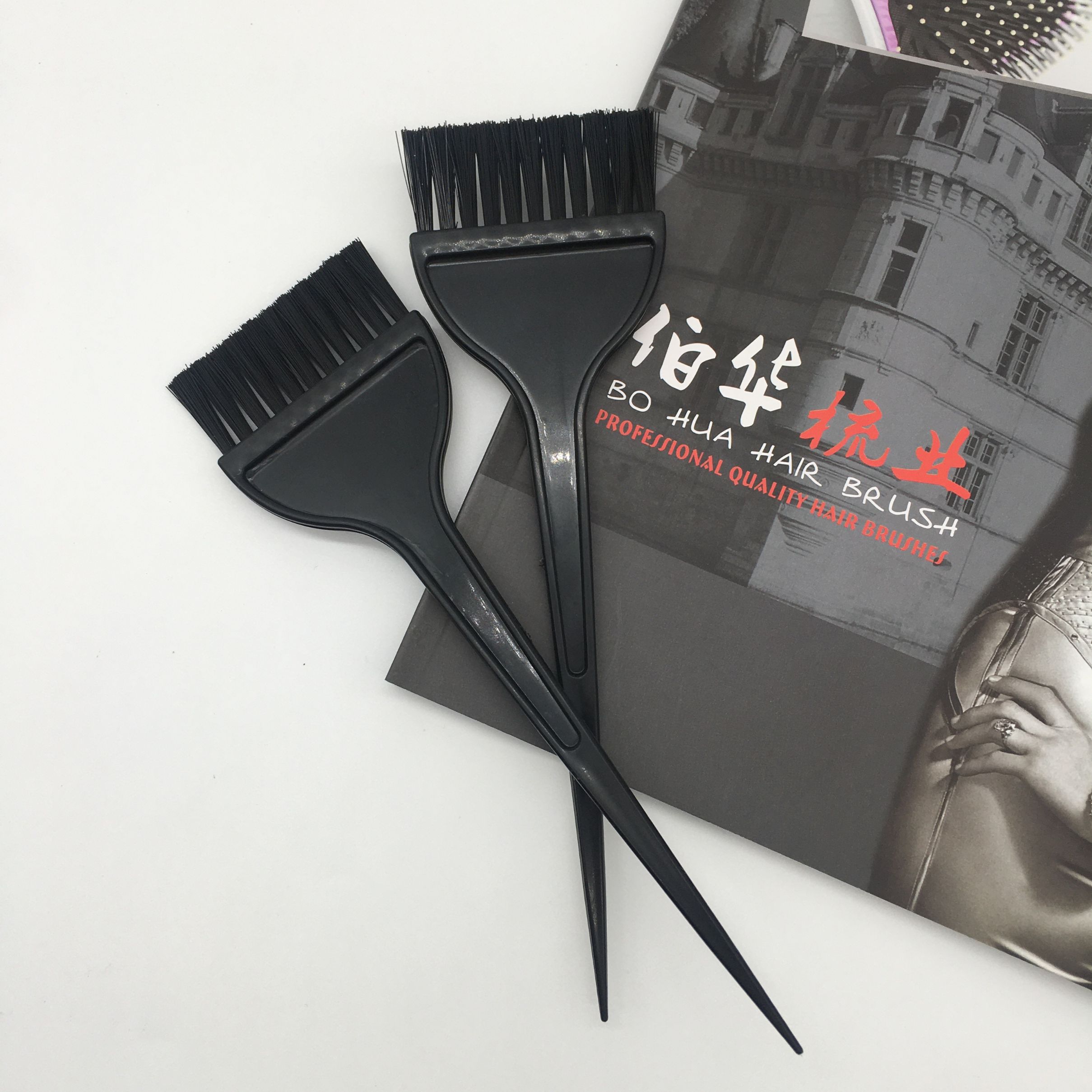 Plastic oil treatment hair dyeing brush hair styling tool 106 thumbnail