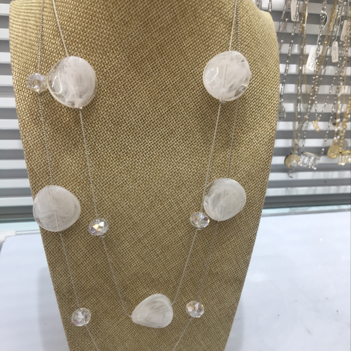 Gold-plated necklace. A fashionable, trendy, casual and versatile necklace