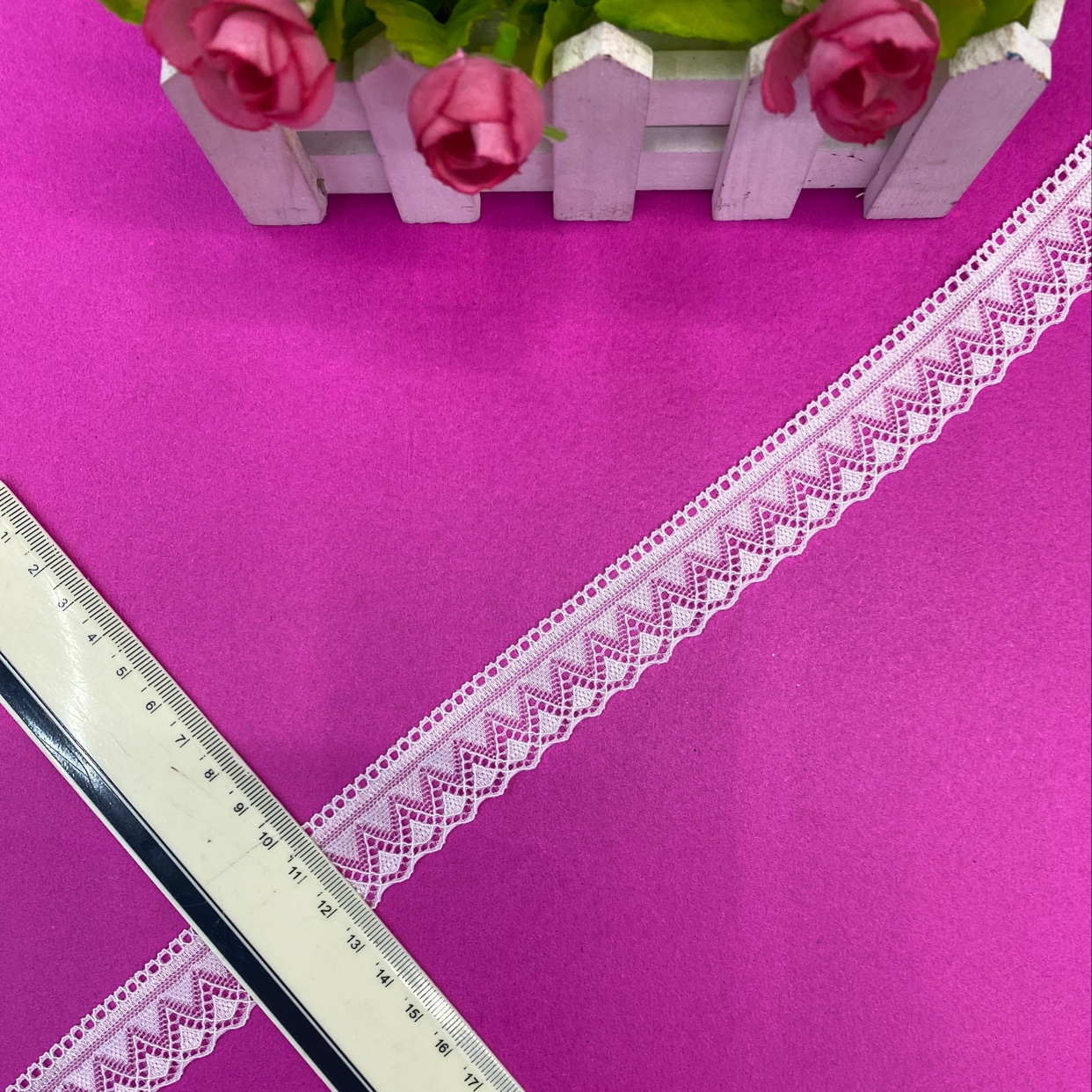 B0095(2.5CM width) Lace trim, with elastic trim, non-elastic trim, eyelash trim, lace fabric, clothing accessories, new style trim details Picture