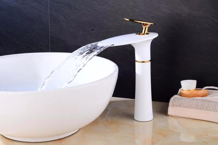 High style waterfall faucet Specification drawing