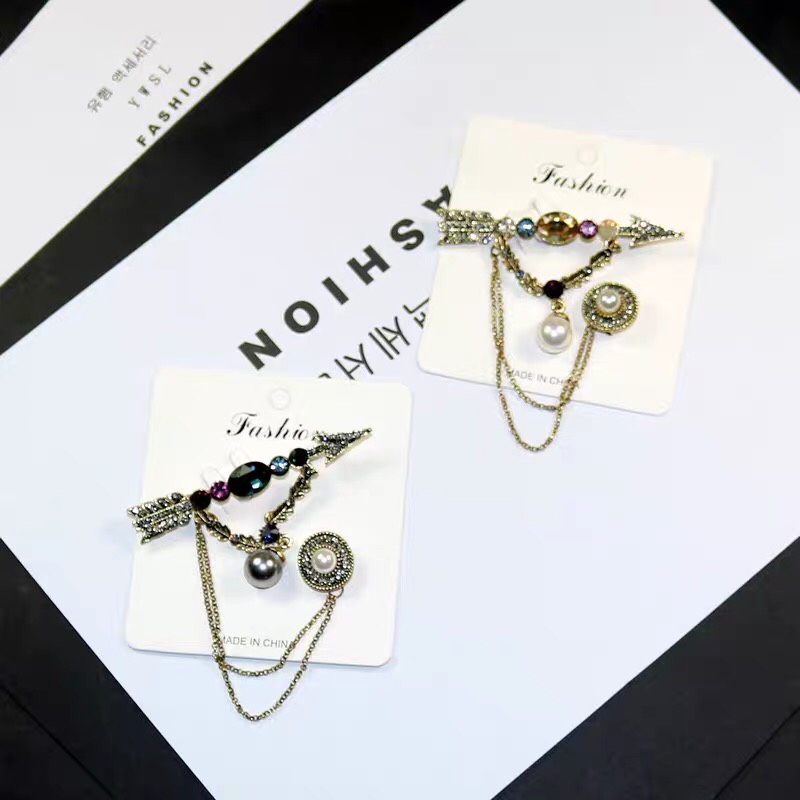 Korean version of high-end Instagram style personality versatile fashion retro small fragrance wind chain pearl brooch women's sweater brooch thumbnail