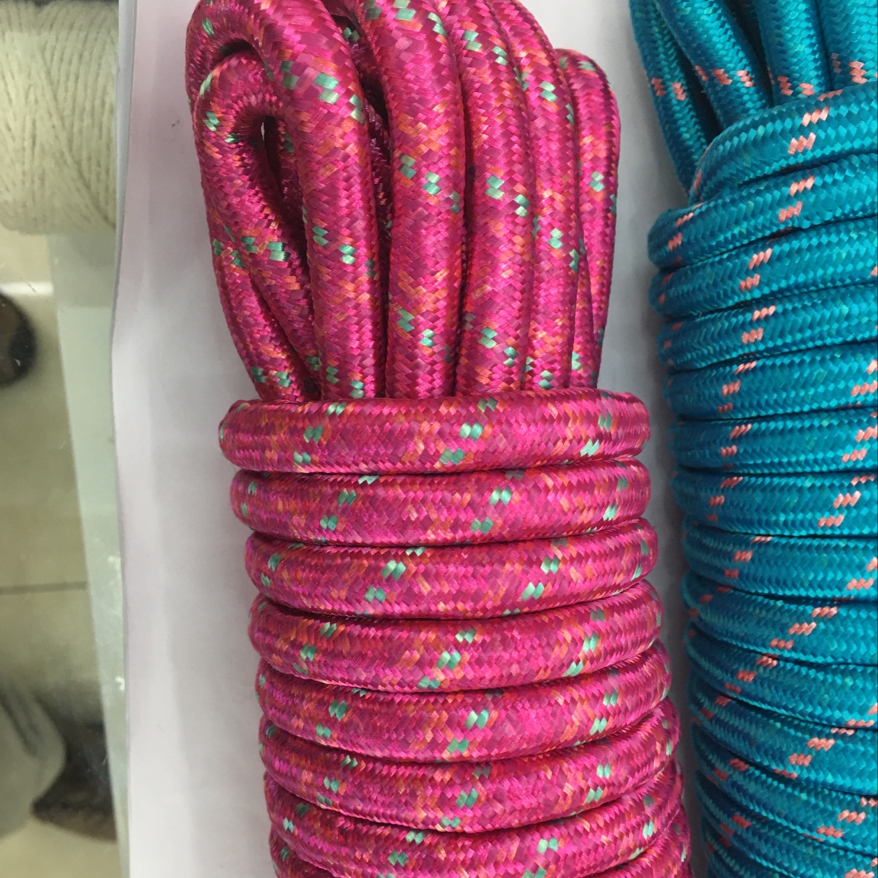 攀岩绳/逃生绳户外/尼龙绳/碳纤维绳/绳子产品图