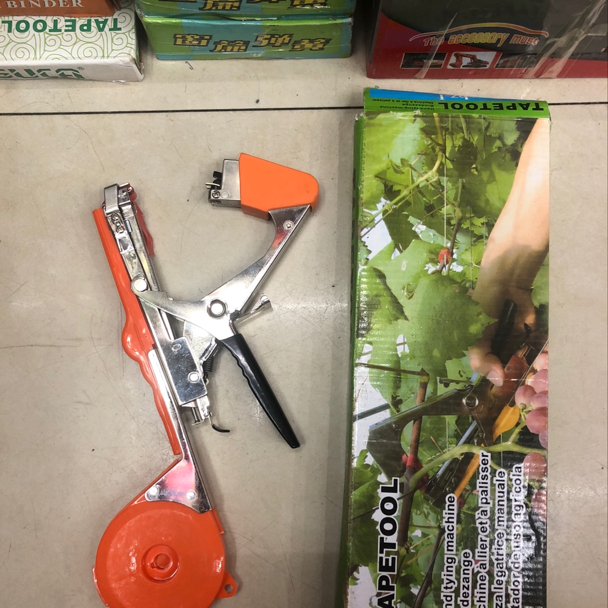 嫁接机扳挷枝机