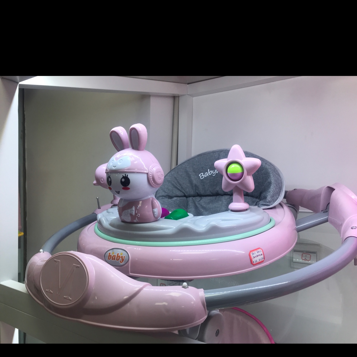 The children's baby walker is available in multiple angles and colors, with lights and music details Picture
