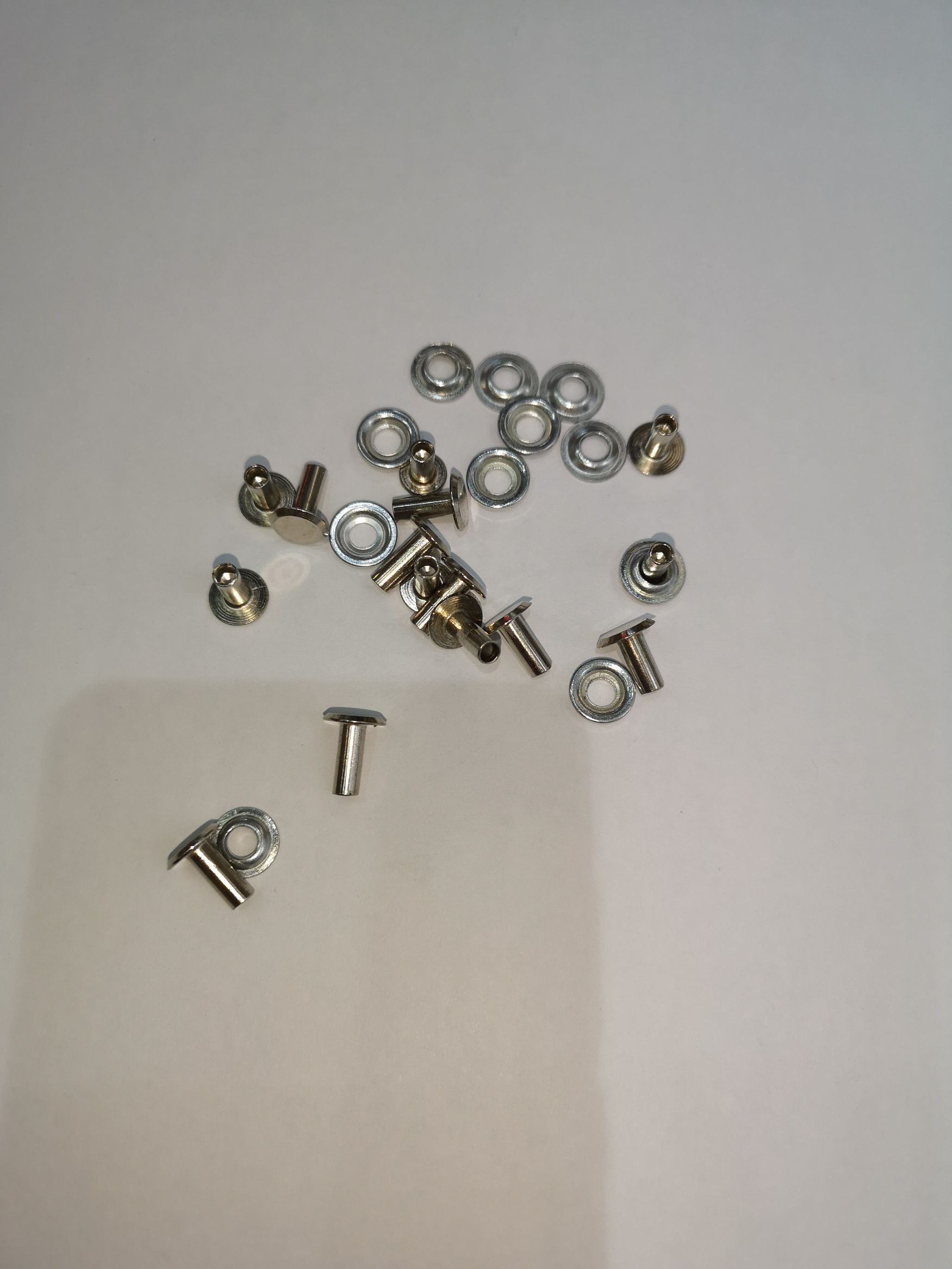 Manufacturers direct helmet accessories steel nail windscreen rivet clothing accessories adjustment buckle thumbnail