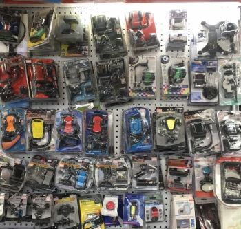 汽车车载手机支架 吸盘 出风口夹 仪表台 磁吸等 多款式多类别产品图