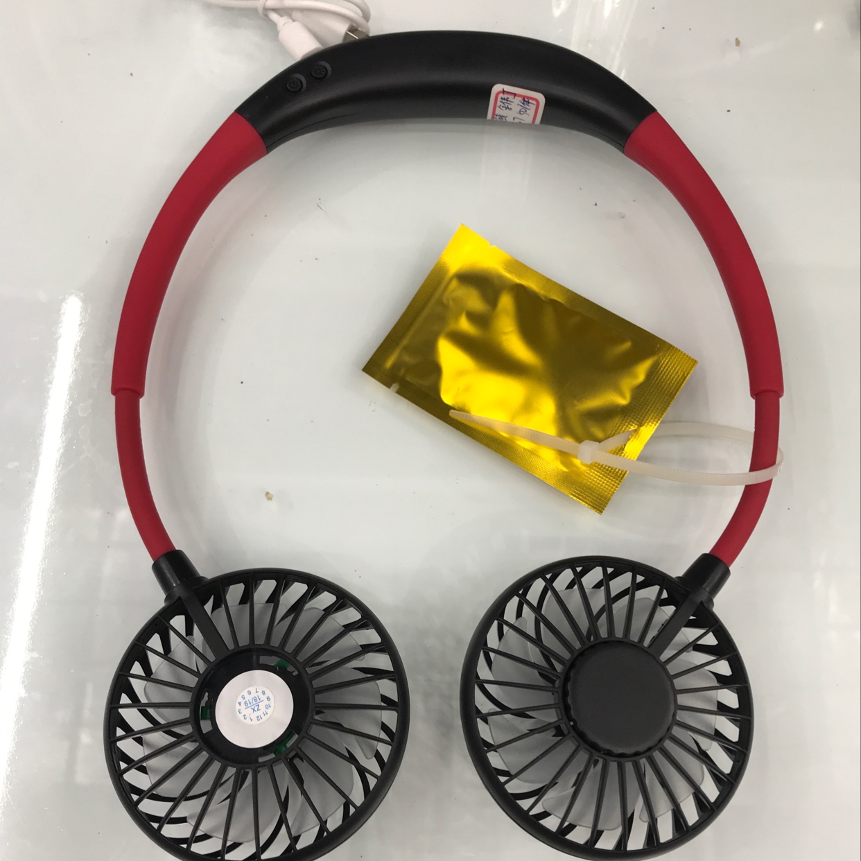 Third-generation neck-hanging fan