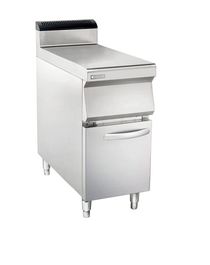 The counter is connected griddle grill with the cabinet
