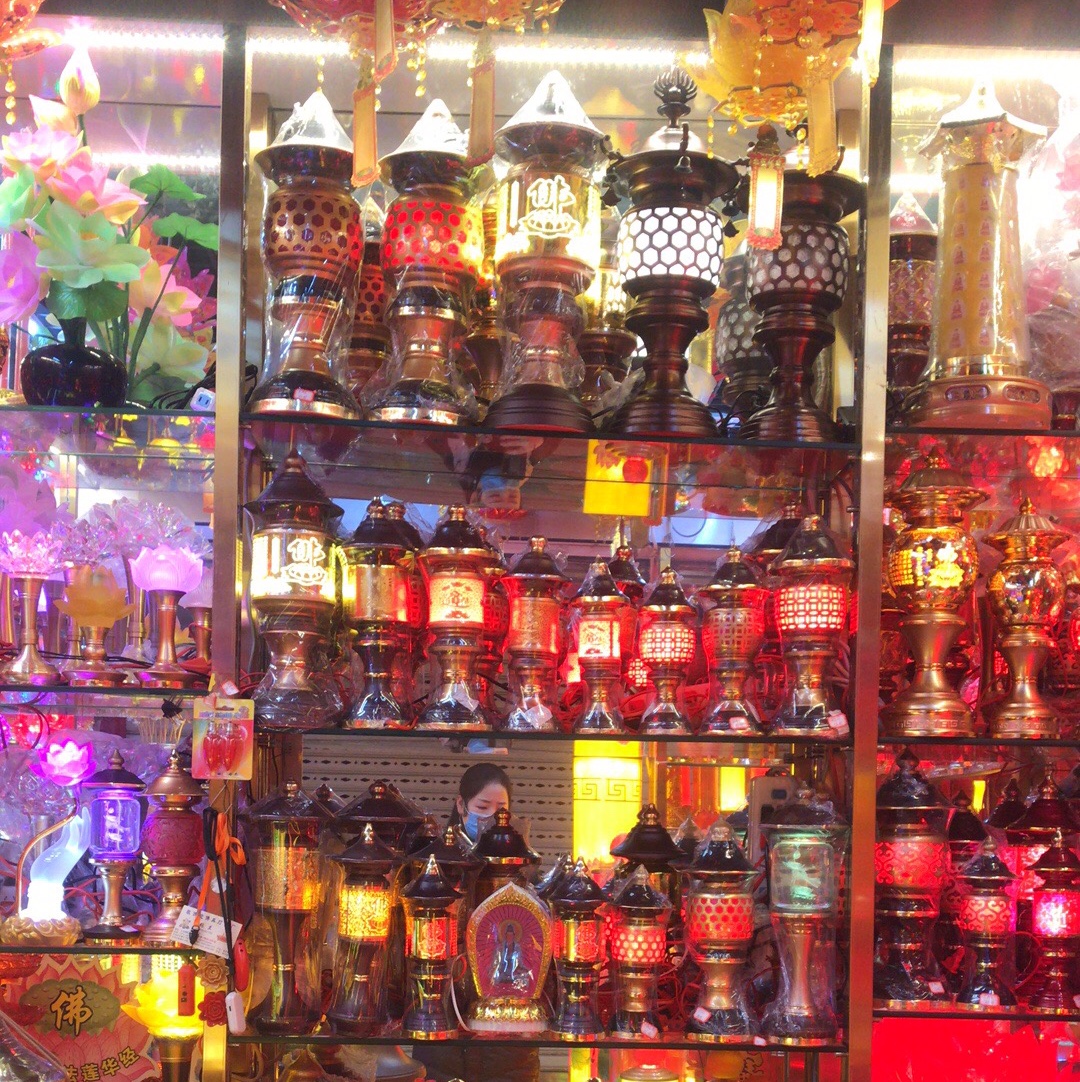 Jingfo Hall Buddhist Utensils and Lighting Factory describe pic - 2