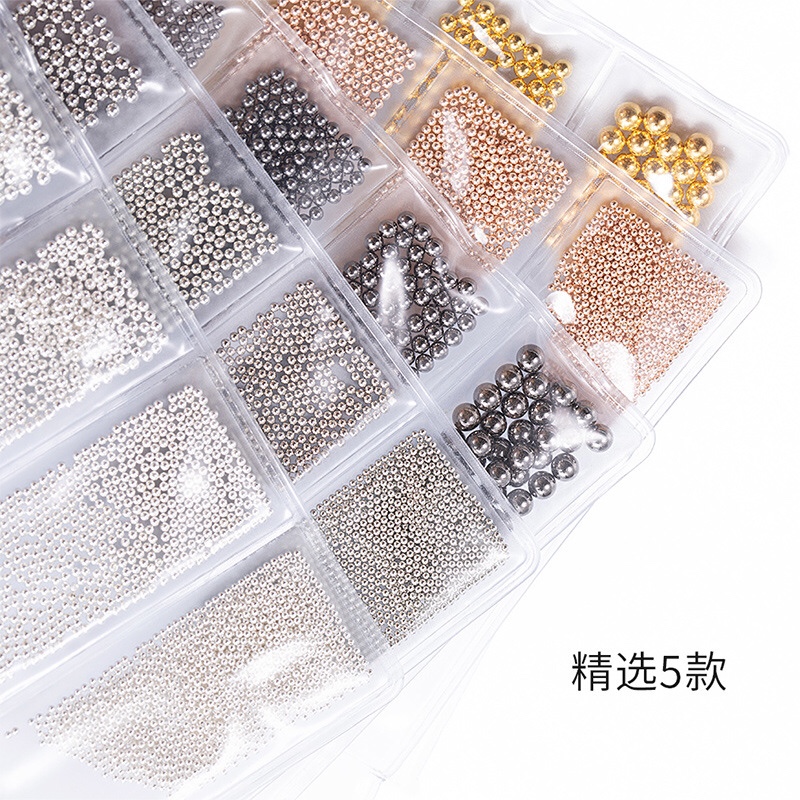 美甲饰品实物图