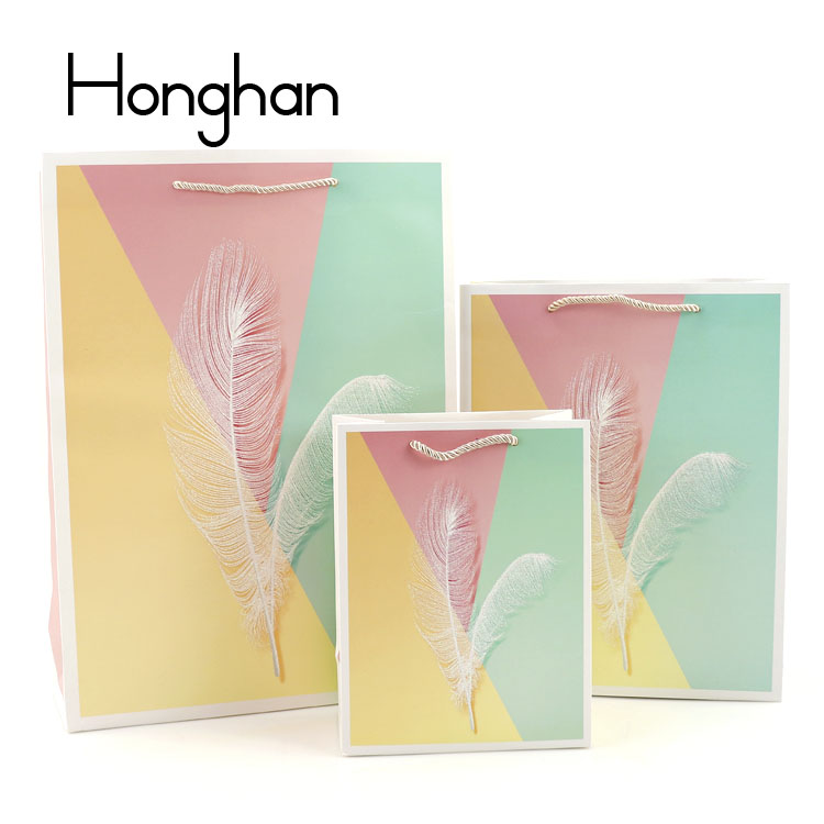 210克白卡羽毛清新礼品袋  纸袋  单面闪粉 gift bag 礼品袋详情图5