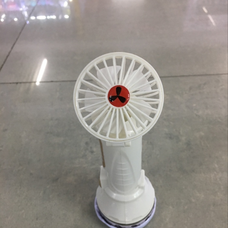 手电筒带风扇产品图