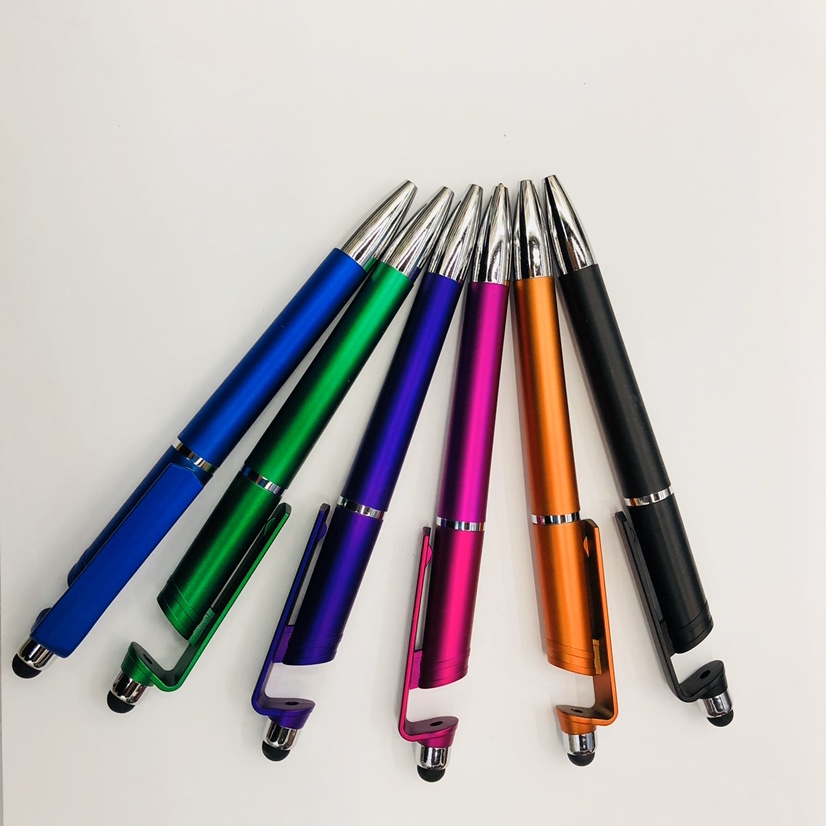 厂家直销按动多功能手写电容触屏笔防尘爆款多功能手机支架中油笔擦屏礼品广告logo笔