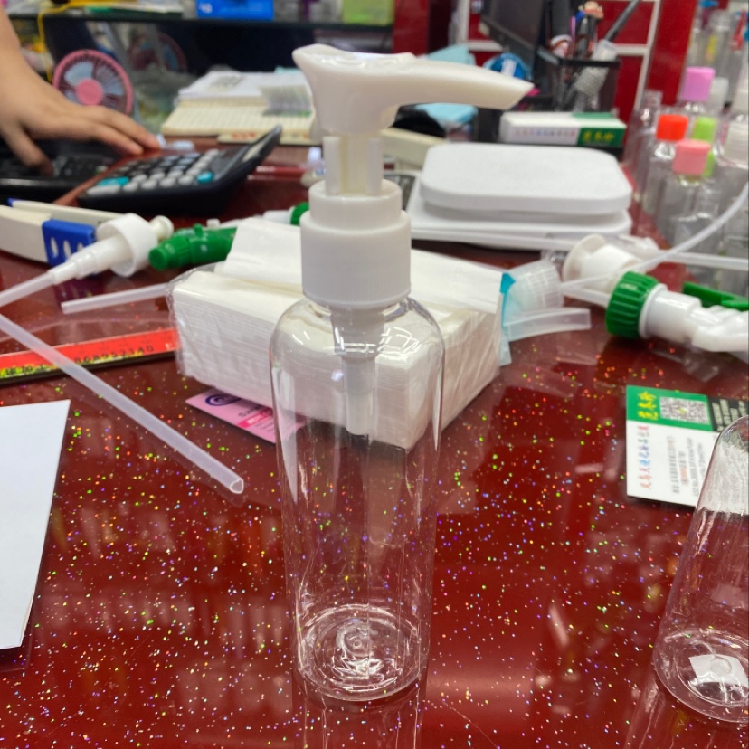 Empty bottle at the pump head