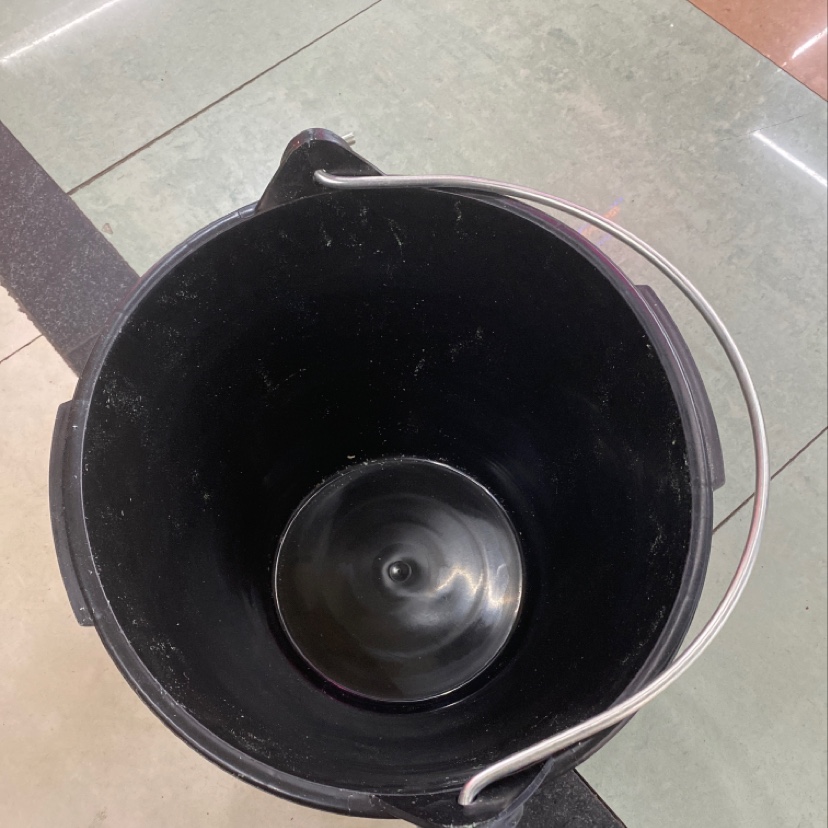 Plastic bucket produced under modern environmental protection design concept