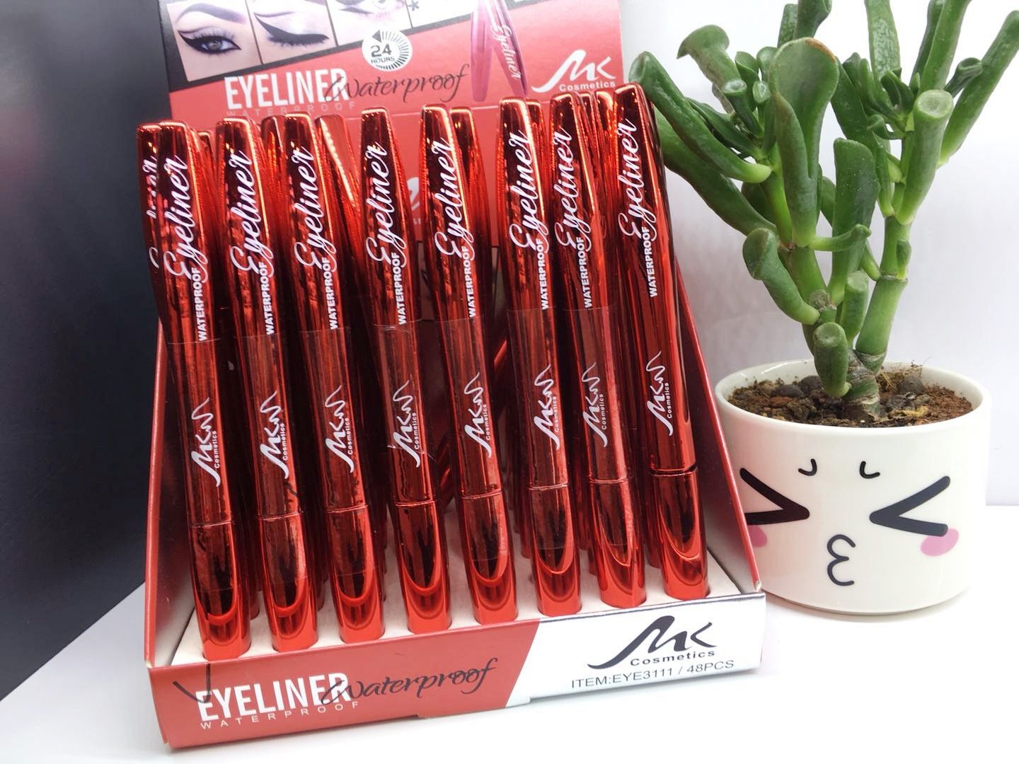 平价国货彩妆眼线液笔速干防水防汗不晕染软毛大眼妆眼线笔彩妆