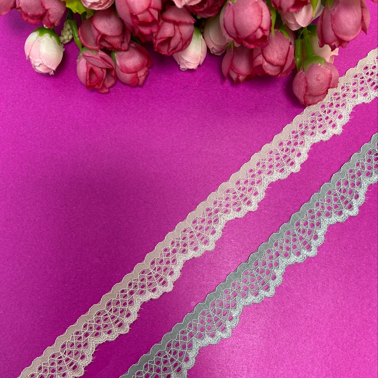 LE0281(2.5CM width) Lace trim, with elastic trim, without elastic trim, eyelash trim, lace fabric, clothing accessories, new style trim Application Scenario