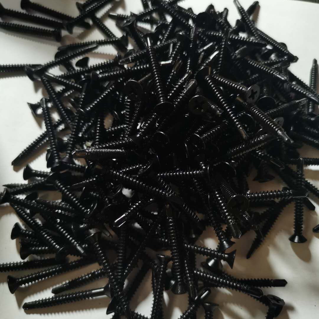 nail