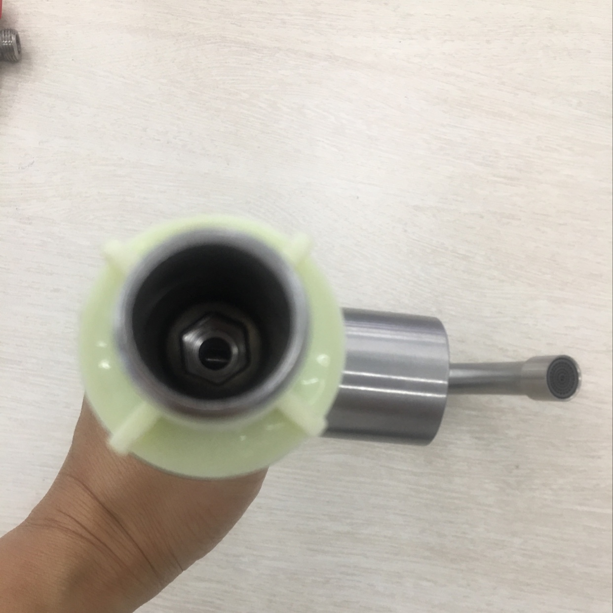 Stainless Steel Vertical Faucet Item Picture