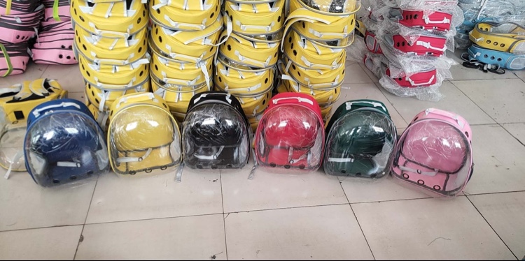 宠物背包产品图