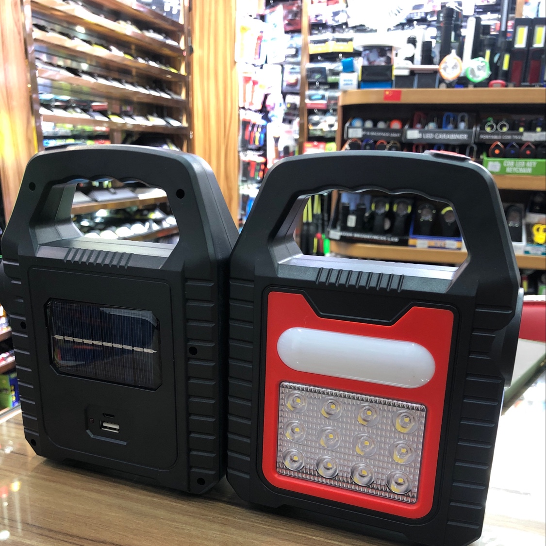 LED移动工作灯实物图